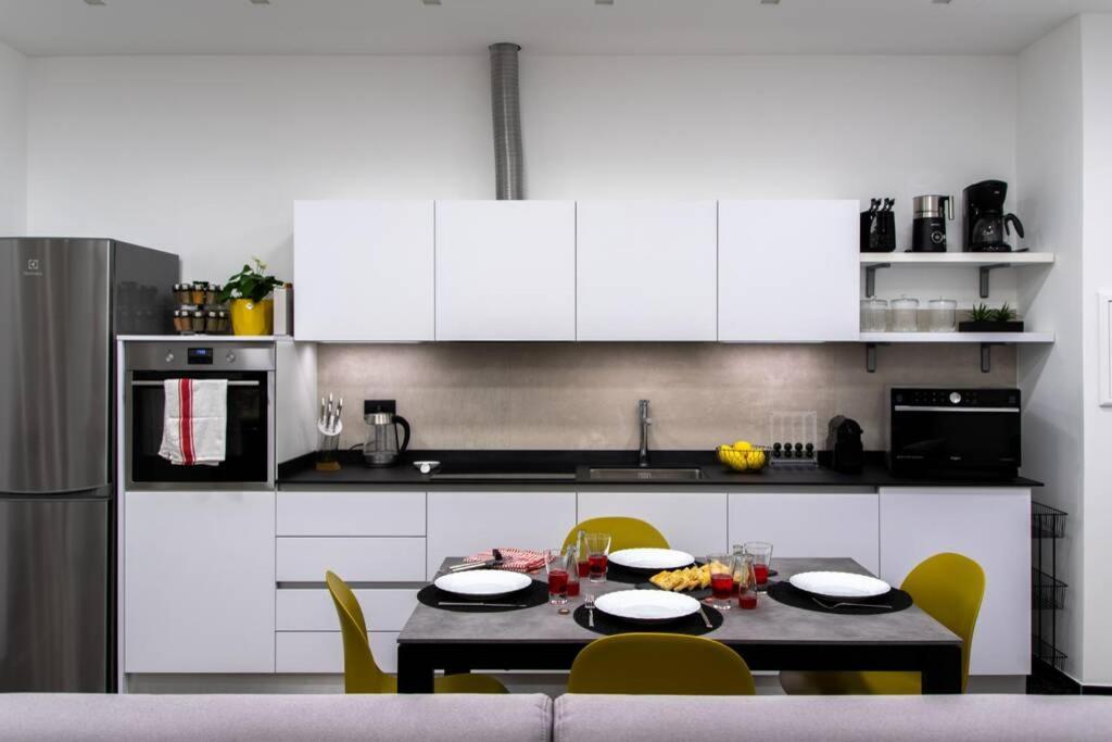 Largodoria - Viaarchivolto, Box Auto Privato Incluso Apartment Albenga Luaran gambar