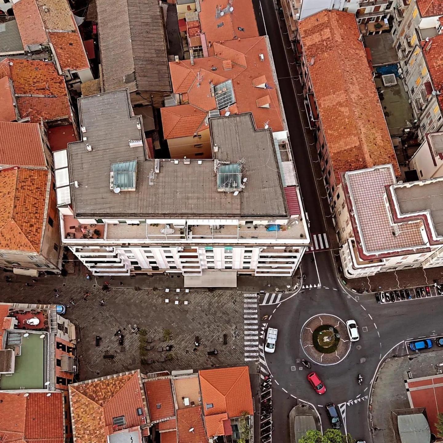Largodoria - Viaarchivolto, Box Auto Privato Incluso Apartment Albenga Luaran gambar
